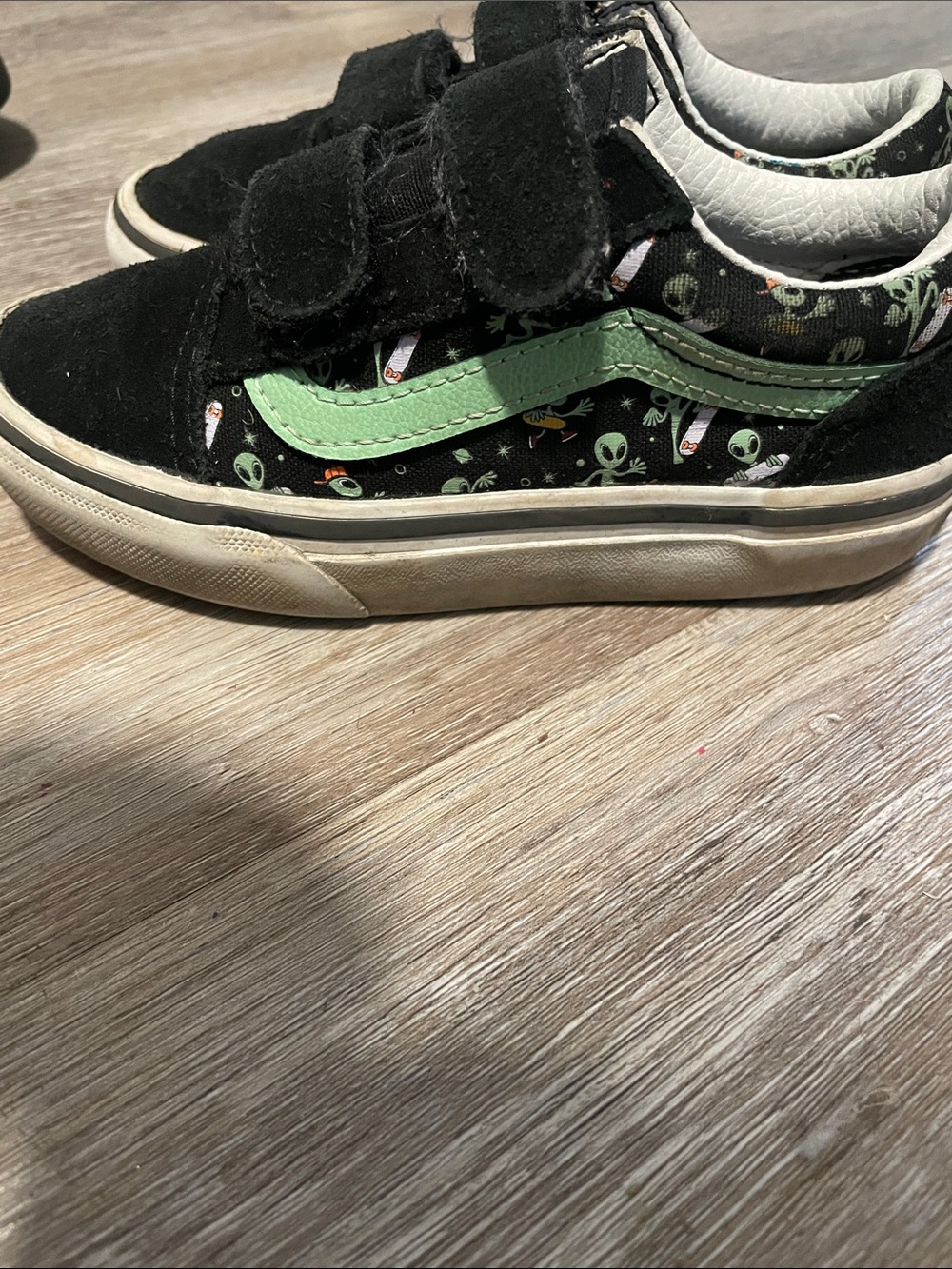 Alien Kids Vans
